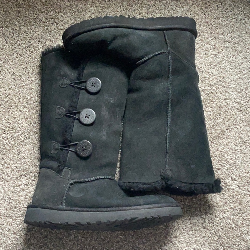 Bailey Button Uggs - image 1